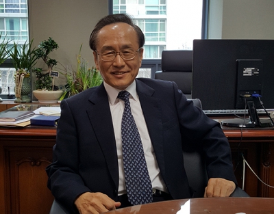 최규팔 약학대학동창회 회장 인터뷰