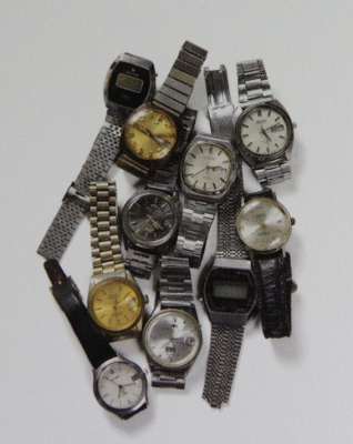 시계 주인 계세요? 진아춘에 맡겨진 시계들