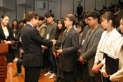 새터민 장학생 남매 “자랑스러운 인재 되어 사회에 보답”