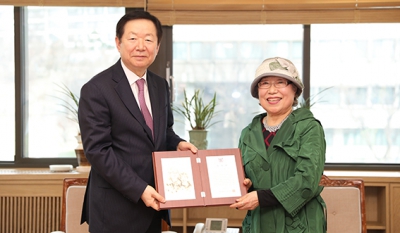 약대 김진희 동문 3억원 상당 토지 쾌척