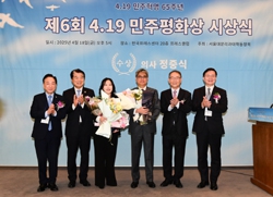 가난과 생명 그리고 희망을 꽃피우다