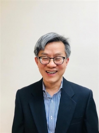 “읽고 듣는 공부는 끝났다…중요한 건 비판과 사유의 힘”