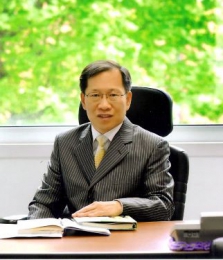 교수회관 오솔길에서 되살아난 기억
