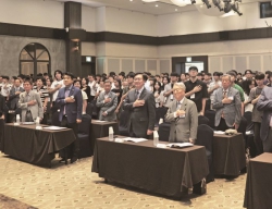 동창회 장학금 국내 최대…2학기에도 22억원
