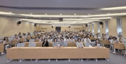 이진희 텔라움 대표 특강에 130여 동문 모여