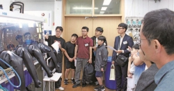 홈커밍데이 동문에 ‘32동 벽돌’ 기념품