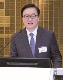 “현대전은 실제보다 사람들 머릿속에서 누가 이기고 있느냐 중요”