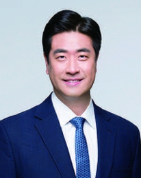 견디는 나라 설계하는 나라