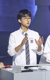 “문제를 푸는 사람보다 길을 찾는 사람이 되고 싶습니다”