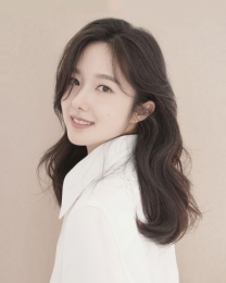 “무해함이라는 무기로 책의 세계를 넓혀가고 싶어요”