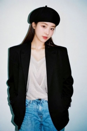 “국제정치·사회 이슈·고전을 대중의 언어로 풀어드려요”